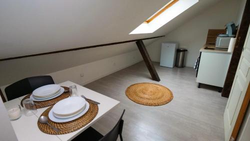 Mulhouse Apartment | # Le 5 # Beau Studio rénové, tout équipé, au calme, Mulhouse centre