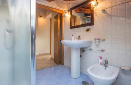 Historical Downtown Salerno House | Le 8 campane 2