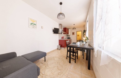 Montlucon Apartment | Le Balcon - Proche de la gare