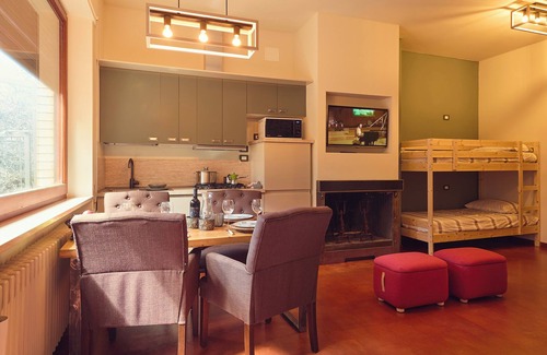 Perugia Apartment | LE BALZE Studio apartment (for 2+2 children) in villa with pool just outside Perugia