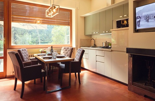 Perugia Apartment | LE BALZE Studio apartment (for 2+2 children) in villa with pool just outside Perugia