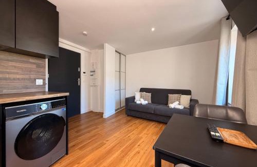 Centre Historique Apartment | Le Baroque Studio Wifi