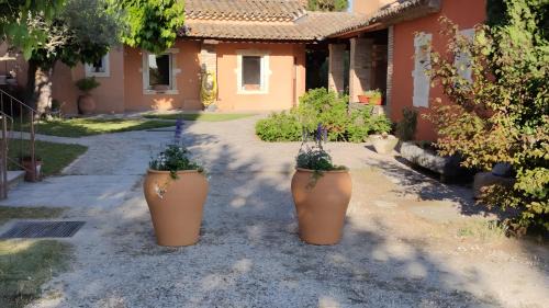 Tulette Apartment | Le Barry