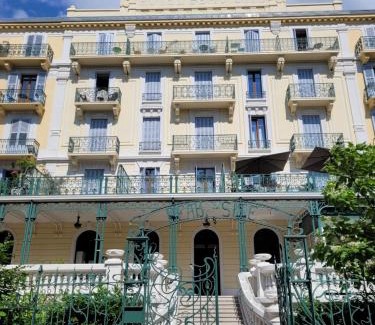 Aix-les-Bains City Center Apartment | Le Beau Site