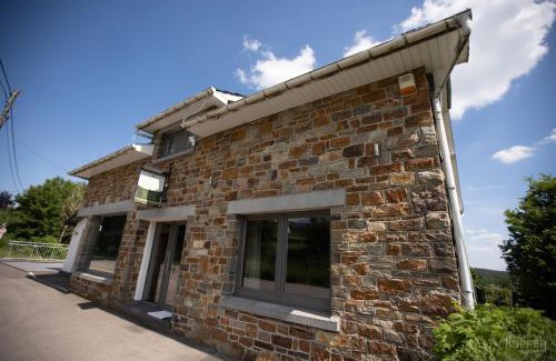 Longfaye House | Le Bonheur de la Cascade 24 pers - Malmedy, wellness, jardin, confort