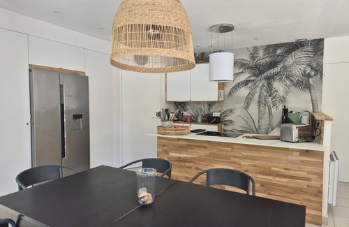 Lacanau-Ocean Villa | LE BORDELOU- peace in the pine forest, pool 26° april- oct