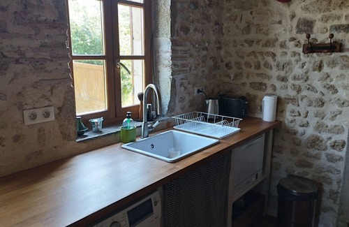 Cesset House | Le Bouchat: quiet cottage in the middle of the bocage, ideal for decompression
