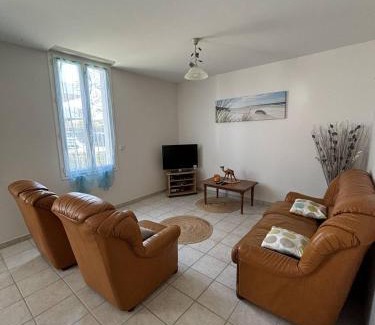 Mimizan Villa | Le bourg 2