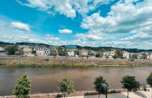Brive-la-Gaillarde Apartment | Le Bouton Dor, Studio Lumineux Avec vue et Parking Sécurisée