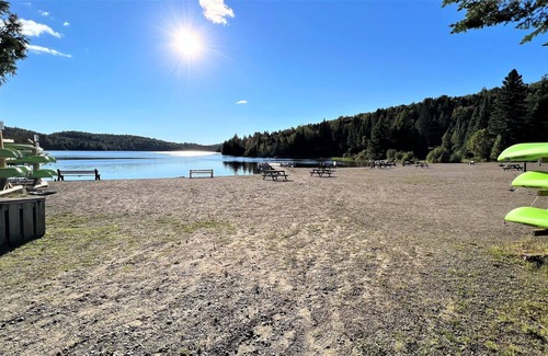 Sainte-Lucie-des-Laurentides House | ☀️ Le1615 - Private dock, Lake- Chalets in the north ☀️