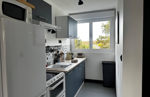 Cayeux-sur-Mer Apartment | Le cabestan 700m from the sea with terrace and petanque court, pets welcome