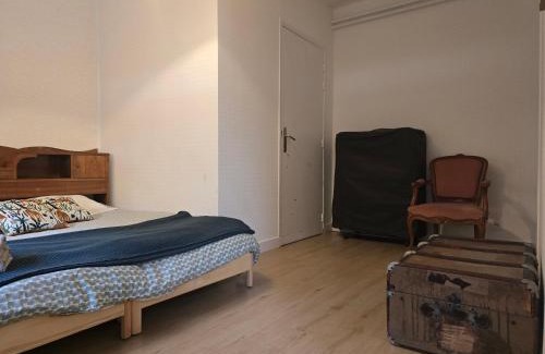 Montauban Apartment | Le CantoMerle - Parking gratuit sur place - Terrasse - Jardin - Appartement au bord du canal - 2 à 3 personnes