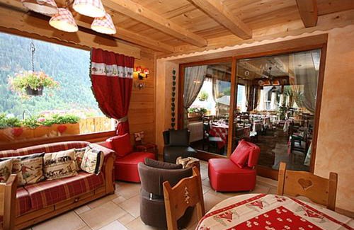 Chatel Hotel | Le Castellan