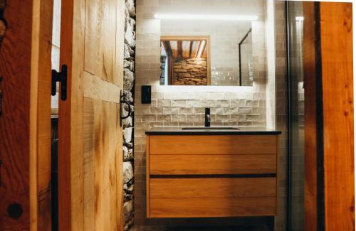Saint-Marcel Ski Chalet | Le Château by Lodji