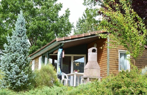Courbiac Ski Chalet | Le Chalet Détente: sleeps 4