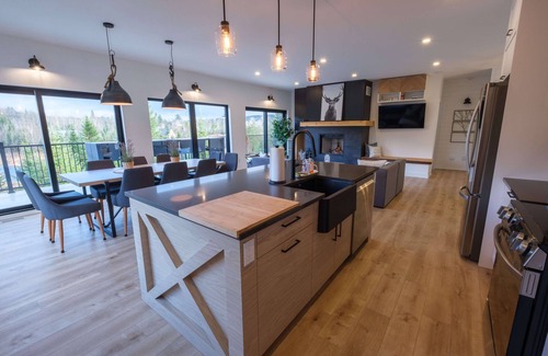 Saint Come Ski Chalet | Le Chalet Saint-Cerf - Ski, Spa and Waterfront