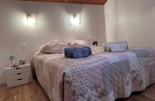 Saint-Offenge-Dessous Bed & Breakfast | Le chalet st hubert