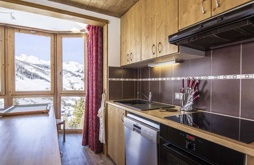 Les Avanchers-Valmorel Apartment | Le Cheval Blanc C3 - Exceptionnal apartment with a bow window overlooking the mountain and the.