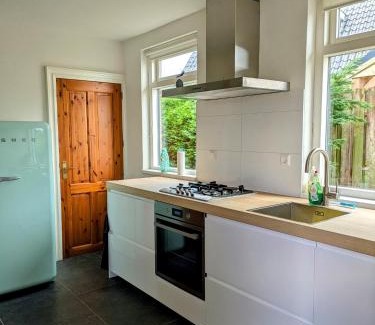 Groet House | Le-Clochard