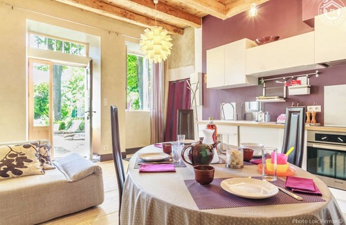 Brison-Saint-Innocent House | LE CLOS DES PLATANES-COTE PARC