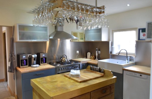 Cellettes Cottage | Le Clos de la Bodice holiday cottage for 12-15 people, 7 bedrooms, with Jacuzzi