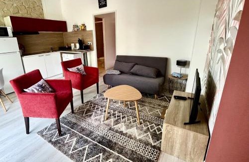 Limoges Apartment | Le Clos des Baleines RDC avec jardin et 1 place de parking privée dans un garage