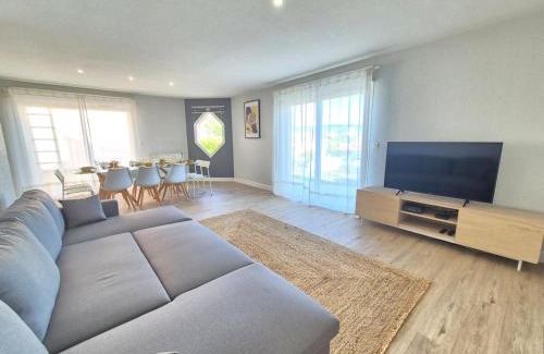 Clermont-Ferrand Apartment | Le Clos Des Farges #Clim#Parking#Terrasse Meublé classé 3étoiles