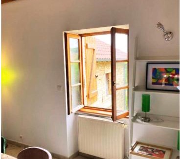 Clesse House | Le Clos Violet Clessé Holiday Home For 6
