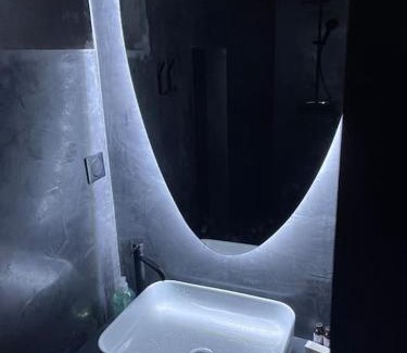 Bonnieres-sur-Seine Apartment | Le Cocon des Granges - Suite Sauna Jaccuzi SPA