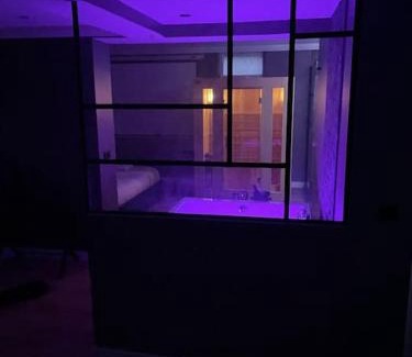 Bonnieres-sur-Seine Apartment | Le Cocon des Granges - Suite Sauna Jaccuzi SPA