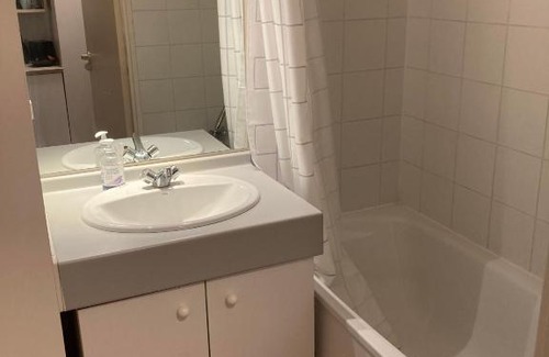 Saint-Jean Apartment | Le confort à deux pas clinique de l union *WIFI*