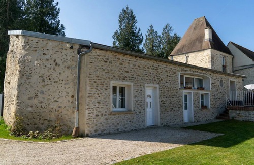 Coulonges-Cohan Apartment | 🌿 Le Cortiault - Jacuzzi privatif - Cocooning & cosy at the gateway to Champagne
