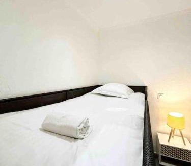 Antibes Apartment | Le Cosy Tanit : Apt 4 Prs, Piscine, 5 min plages