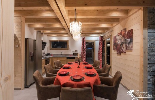 Gerardmer Ski Chalet | Le Domaine des Fleurs, Chalet La Reine des Prés 5* with sauna and swimming pool
