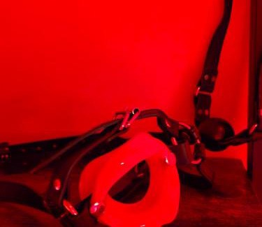 Serignac Bed & Breakfast | Le Donjon de la Garonne Suite BDSM