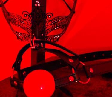Serignac Bed & Breakfast | Le Donjon de la Garonne Suite BDSM