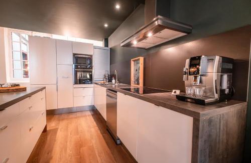 Montauban Apartment | Le Duplex - Clim - Parking - WiFi
