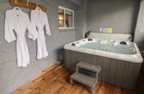 Haverfordwest House | Le Durkestrete Cellar