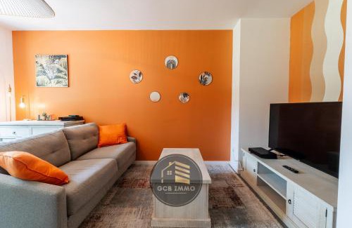 Secteur 2 Apartment | Le Ferjus 2 - Parking privé - Centre Ville