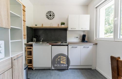 Secteur 2 Apartment | Le Ferjus 2 - Parking privé - Centre Ville