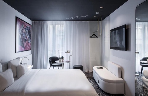 Quartier de la Folie-Mericourt Hotel | Le Général Hôtel