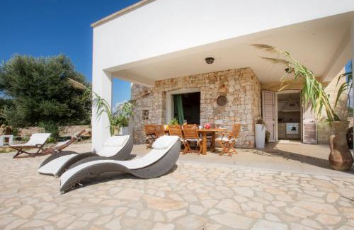 Torre Pali Villa | Le Gioie - Villa Macchia Mediterranea - Splendida villa vista mare immersa nel verde