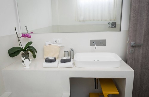 Lecce Historic Center Bed & Breakfast | Le Giravolte B&B
