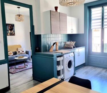 Saint-Etienne Apartment | Le Globe Trotters