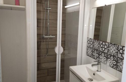 Castres Apartment | Le Grand Studio