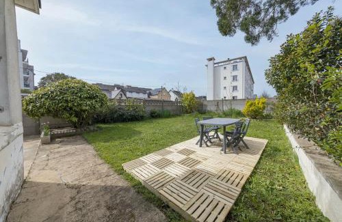 Chartres-de-Bretagne Apartment | Le Green, appartement rénové, 4 chambres et jardin
