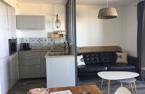 Les Issambres Apartment | Le Hameau Belle Terrasse Magnifique Vue Mer free wifi and air conditioning.