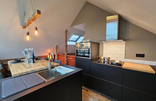Harre House | Le Haut' Mont