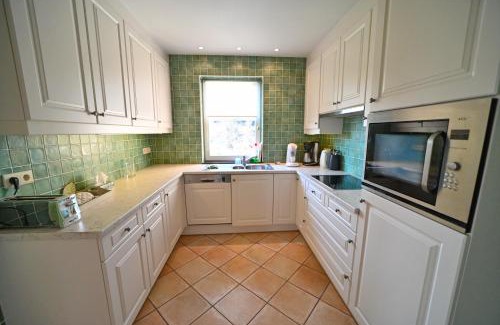 Somme-Leuze House | Le Hibou