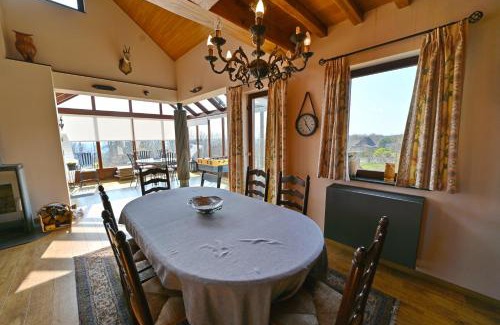 Somme-Leuze House | Le Hibou